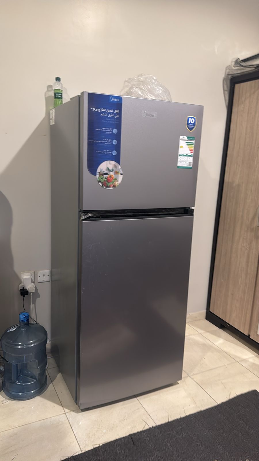 ثلاجة مستعملة